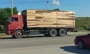 camion camuflat jpg