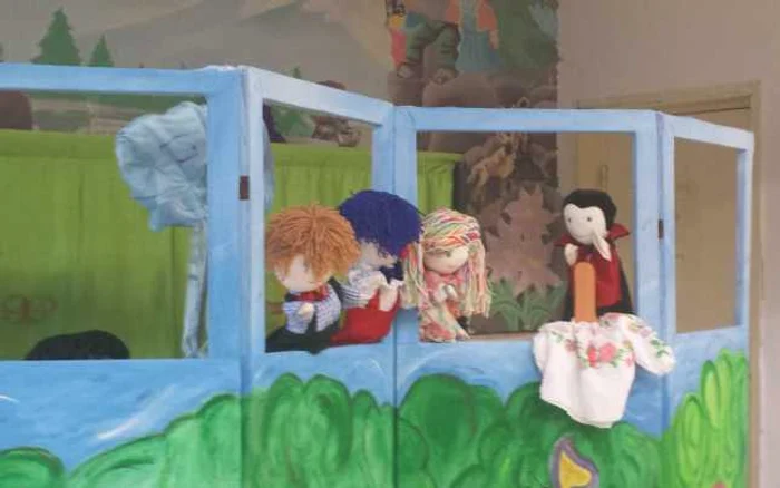 "IA fermecată" a dat startul stagiunii 2015-2016 la Teatrul "Junior" din Târgovişte