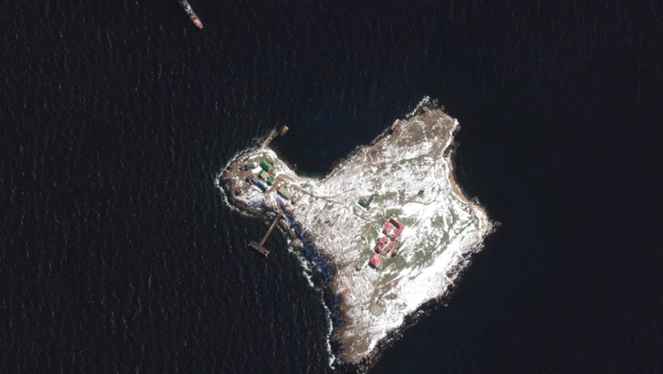 Insula serpilor imagine satelit foto cnn