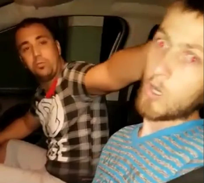 Tinerii din mașină erau, mai mult ca sigur, sub influența drogurilor sau a alcoolului Foto: Captură Video