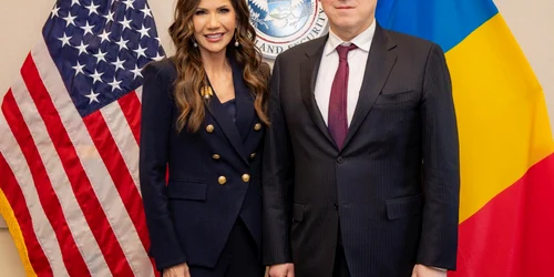 kristi noem si catalin predoiu foto mai png
