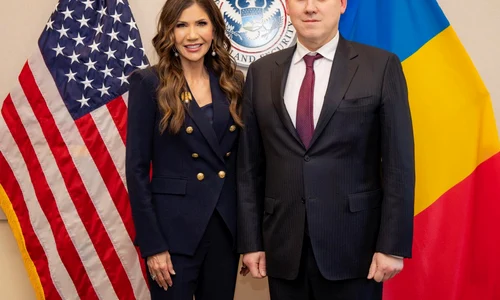 kristi noem si catalin predoiu foto mai png