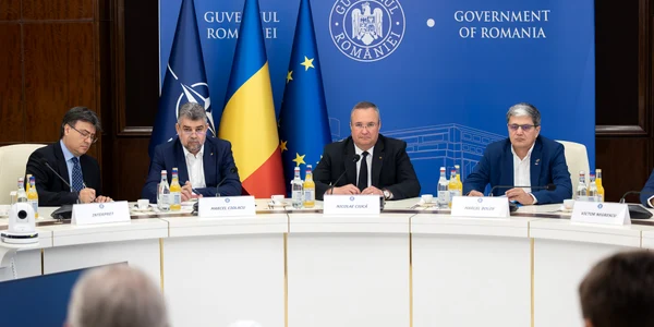 Întrevederea premierului cu comisarul european pentru buget și administrație FOTO: GOV