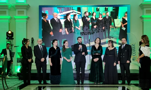 Alina și Nicolae ai României gala Mifne foto motionARThoughts jpg