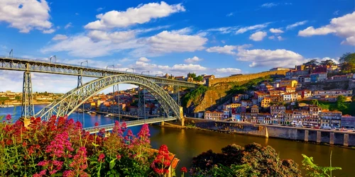 apus porto portugalia foto shutterstock