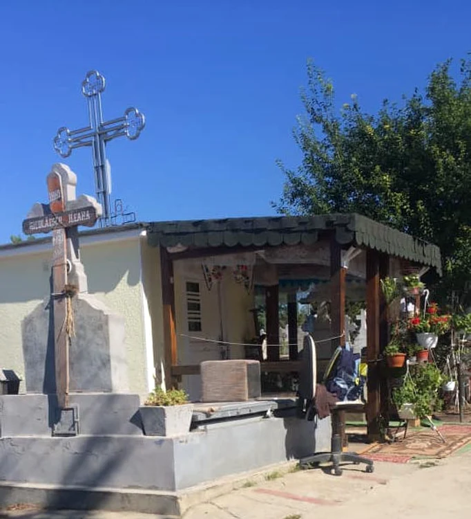 Mormantul sfântului Ilie Lăcătușu