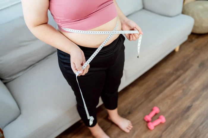 Cum să scapi de constipație și să slăbești rapid și mult cu un ingredient banal.