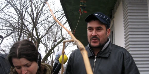Părinţii bebeluşilor morţi la Valea Mărului Foto: Adrian Obreja