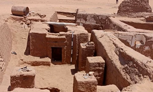 Mormântul descoperit la Bir Al-Shaghala