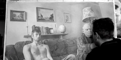 Fotografie în creion realizată de Paul Cadden