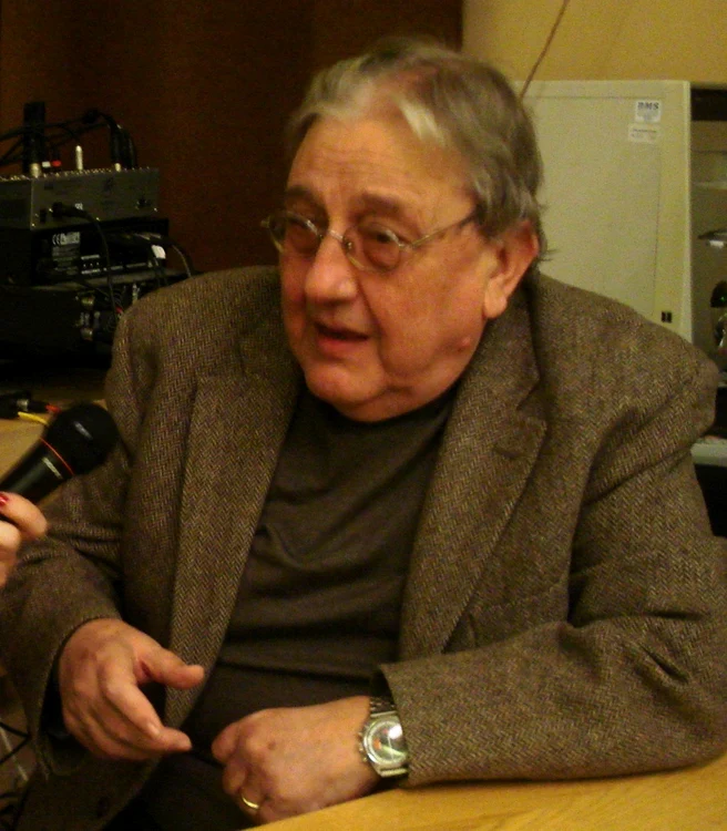 Literatura ne învaţă cum putem convieţui cu răul – interviu cu Cesare DE MICHELIS jpeg