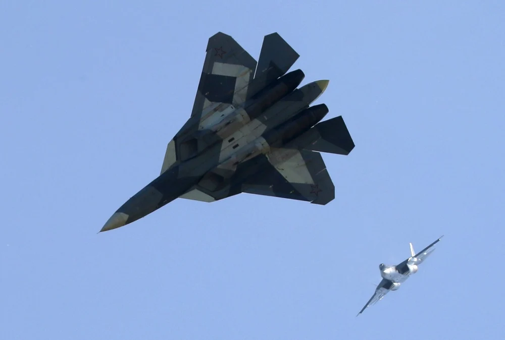 Avioane rusești au survolat la joasă altitudine platforma Petrobaltic din Polonia, la doar câteva ore după incidentul din Estonia