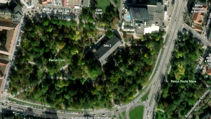 Cele două parcuri și actuala Sala 2 ar fi dispărut FOTO Google maps
