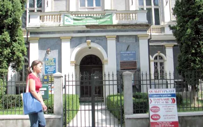 Lăcaş pentru cultură de peste 100 de ani