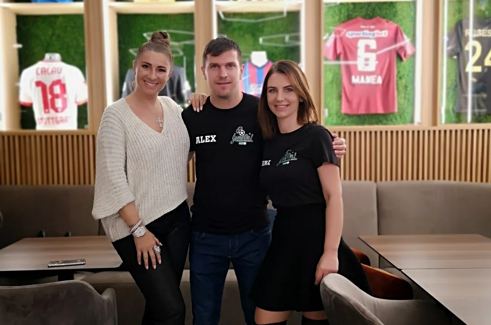 Alexandru Bourceanu și-a deschis restaurant, în prezența nașei, Anamaria Prodan Sursa: Click!