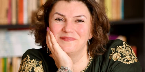 Laura Felea FOTO proiectulmerito ro (1) JPG