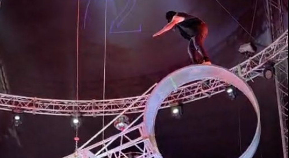 Un acrobat spaniol, rănit în timpul unui spectacol din Craiova. Poliția a deschis o anchetă. CircoBellucci: „Spectacolul continuă”
