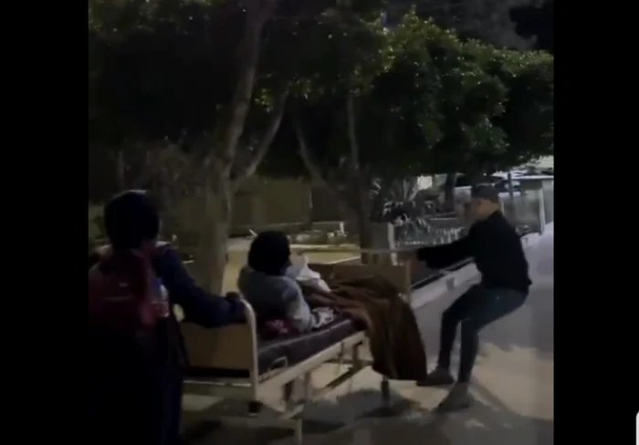 Pacienti evacuați. FOTO captură video X Times of Gaza