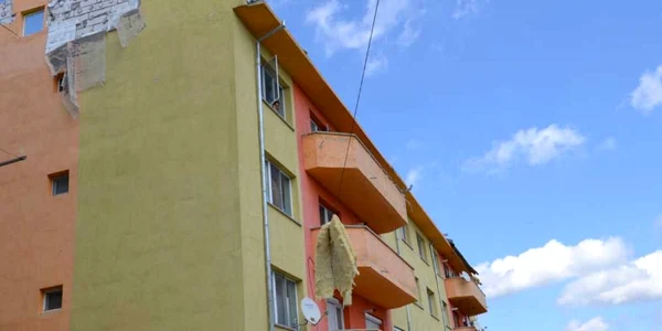 bloc scornicesti