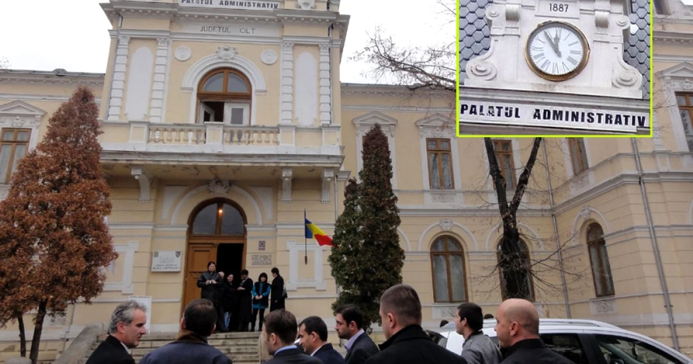 Orologiul de pe acoperişul Muzeului Judeţean Olt din Slatina a prins din nou "viaţă" (Foto: Mugurel Manea)