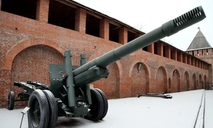 Tun ML-20, expus în Muzeul Militar din Smolensk (© Wikimedia Commons)