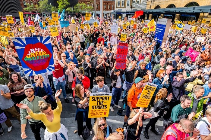 Proteste în Marea Britanie faţă de creşterea costului vieţii FOTO Profimedia