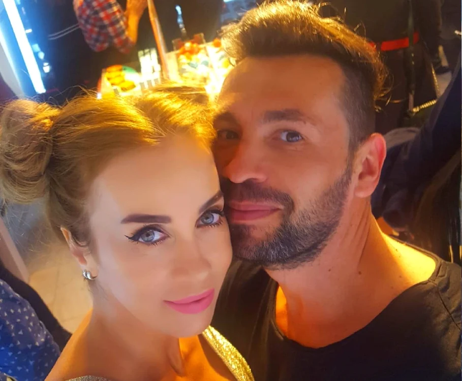 
    Annes și Dan Anghel s-au îndrăgostit într-un turneu  