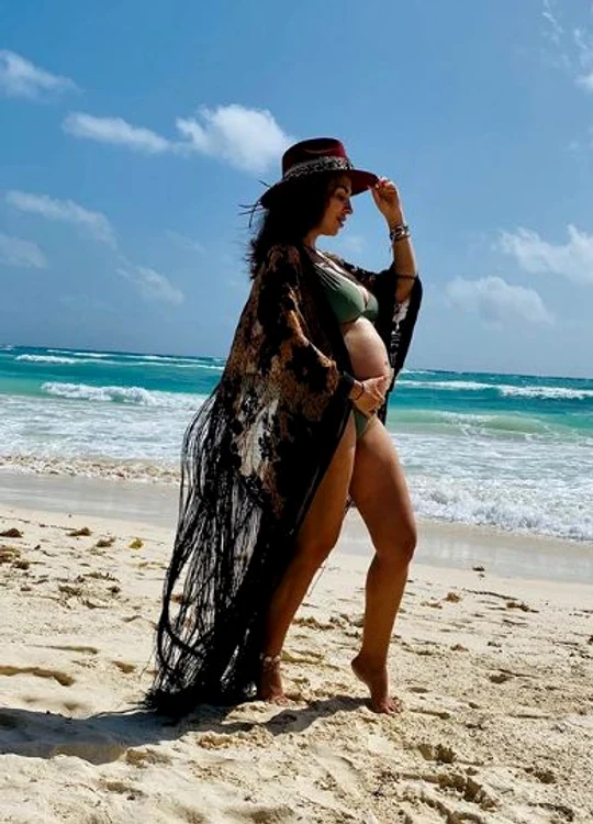 Roxana Blagu și-a plimbat burtica și prin Mexic