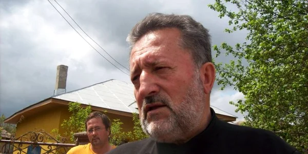 părintele Nicolae Mustaţă