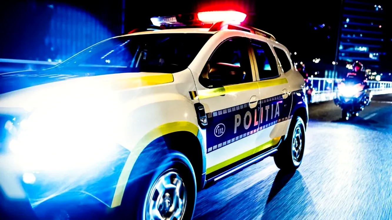 Poți depăși o mașină de poliție dacă circulă prea încet?