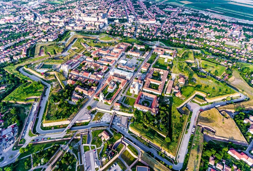 Imagine aeriană a Cetății FOTO turism.apulum.ro