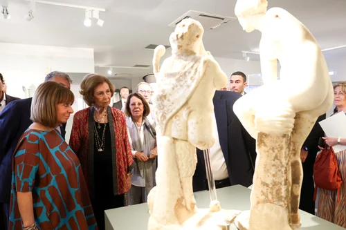 Regina Sofia a Spaniei în Grecia la expoziția Picasso din Creta. FOTO: Casa Majestății Sale Regele Felipe