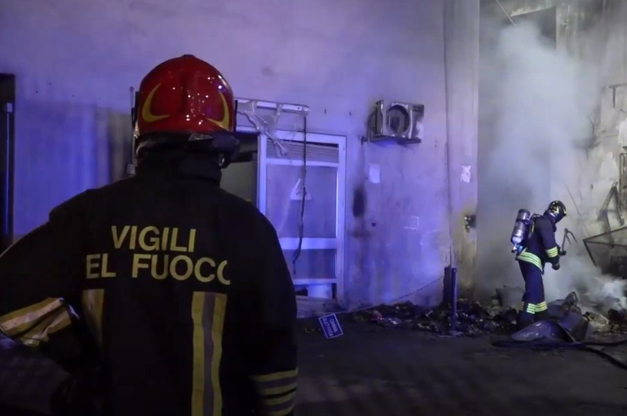 Italia: Mai mulți morți și răniți într-un incendiu la un spital de la periferia Romei VIDEO