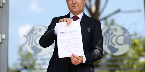 Nicușor Dan plangere 1 FOTO INQUAM 