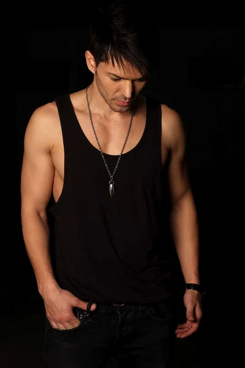 
    Dony  