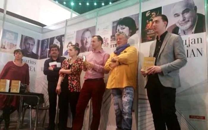 Roxana Cesereanu, Radu Paraschivescu, Lavinia Bălulescu, Robert Şerban, Pavel Susara, Alexandru Potcoavă    FOTO: Oana Maria Filip