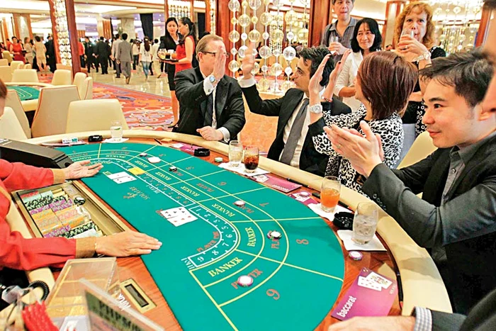 Harry Kakavas încearcă în zadar să recupereze în instanţă o parte din banii pierduţi