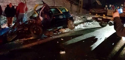 Accident pe Valea Oltului DN 7 - E 81 la Tuţuleşti - Racoviţa în judeţul Vâlcea Foto Adevărul