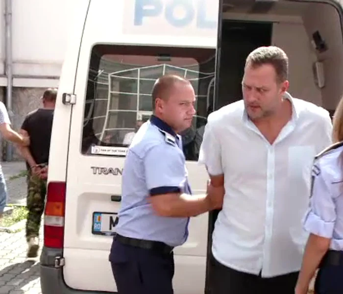 Ortopedul Marius Nica, la momentul arestării (captură:pro tv)
