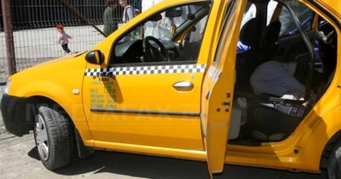 Taximetrele, trase pe dreapta