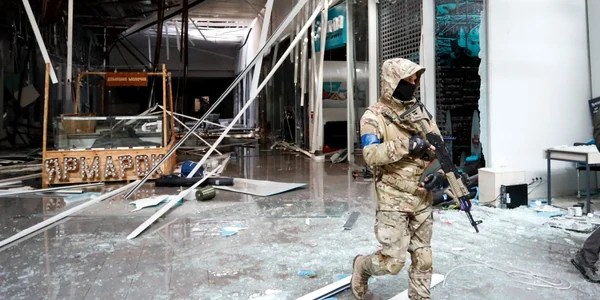 Război în Ucraina 20 21 martie 2020 distrugeri refugiati tanc rusi FOTO Profimedia