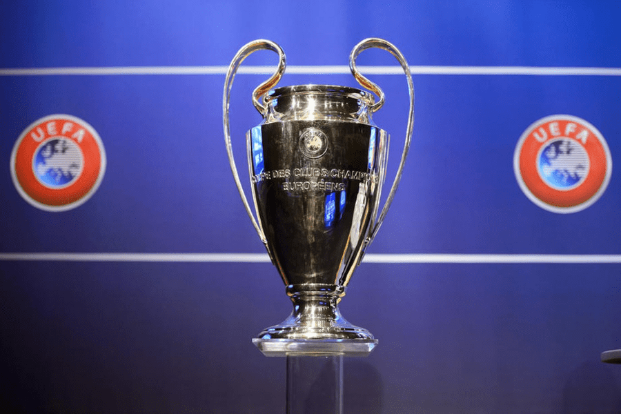 Liga Campionilor: Inter câștigă pe teren propriu cu Barcelona. Napoli face scor de tenis în deplasarea de la Ajax. Toate rezultatele aici