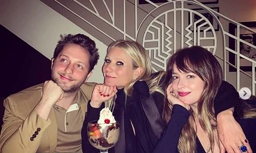 1 dakota johnson gwyneth paltrow jpg jpeg