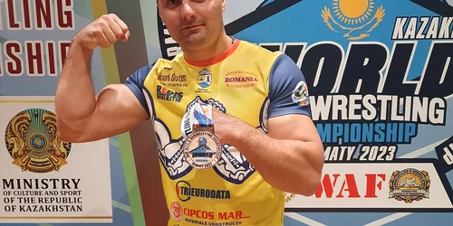 Viorel Dobrin campion mondial skandenberg 01 foto arhiva personala jpg