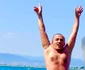 Mihai Trăistariu învață să înoate în Grecia foto: Facebook 