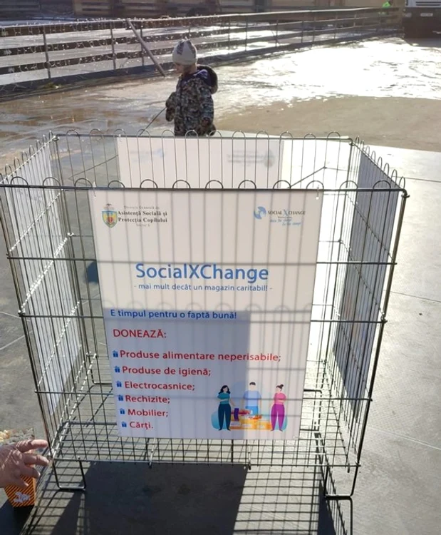 ”West Side Christmas Market” a fost amenajat în cuva lacului secat, din Parcul Drumul Taberei