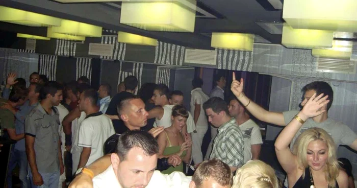 Petrecere în Club Allegria din Alba Iulia