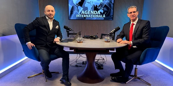 ES Lior Ben Dor, ambasadorul statului Israel la București, în emisiunea Agenda Internațională realizată de Răzvan Munteanu 0417 jpeg
