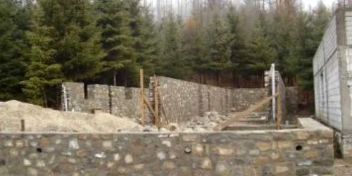 Numărul autorizaţiilor de construcţie a scăzut în ultimul an cu 23,2%