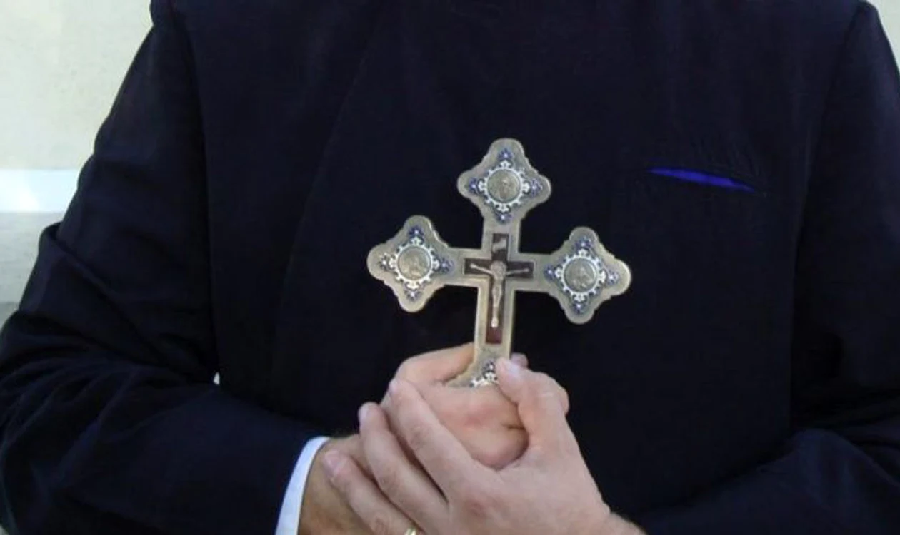 Preoții pot fi reclamați dacă cer bani enoriașilor FOTO Adevărul
